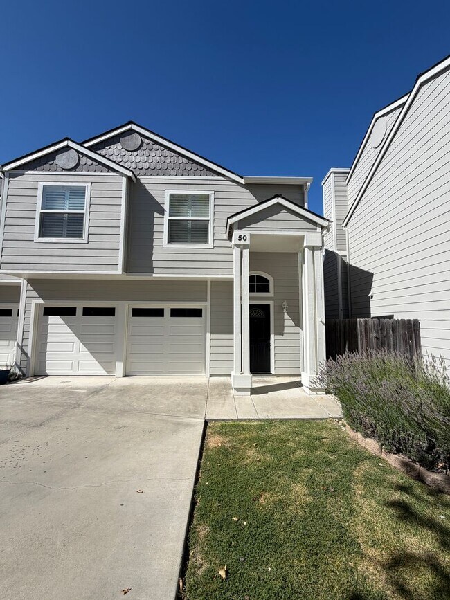 Building Photo - Downtown Templeton (3/2) - Must See!!