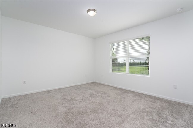 Building Photo - 42380 Cascade Dr