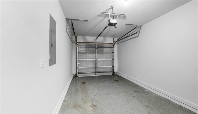Building Photo - Dream Home in Pooler