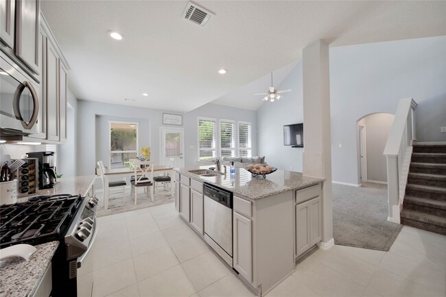 Building Photo - 26028 Brixham Oaks Dr