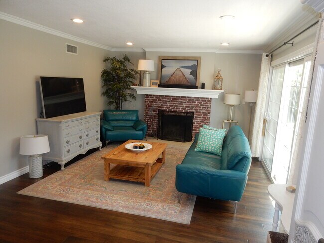 Building Photo - 1934 Buell Ct