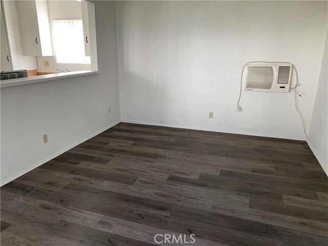 Building Photo - 404 S 5th Ave