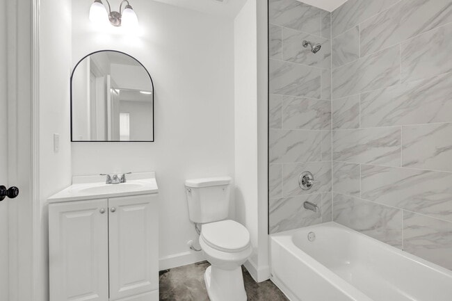 Building Photo - 2853 Choctaw Ave