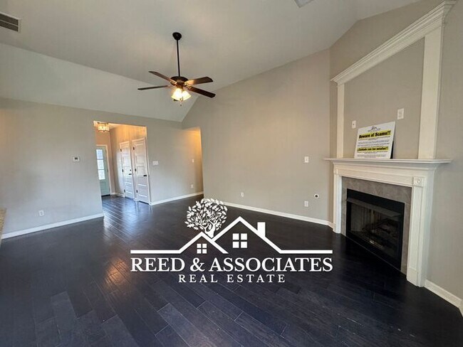Building Photo - Spacious Olive Branch Home
