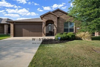 Building Photo - 2632 Gains Mill Dr