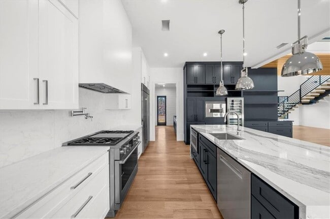 Building Photo - 2386 Trinity Church Rd