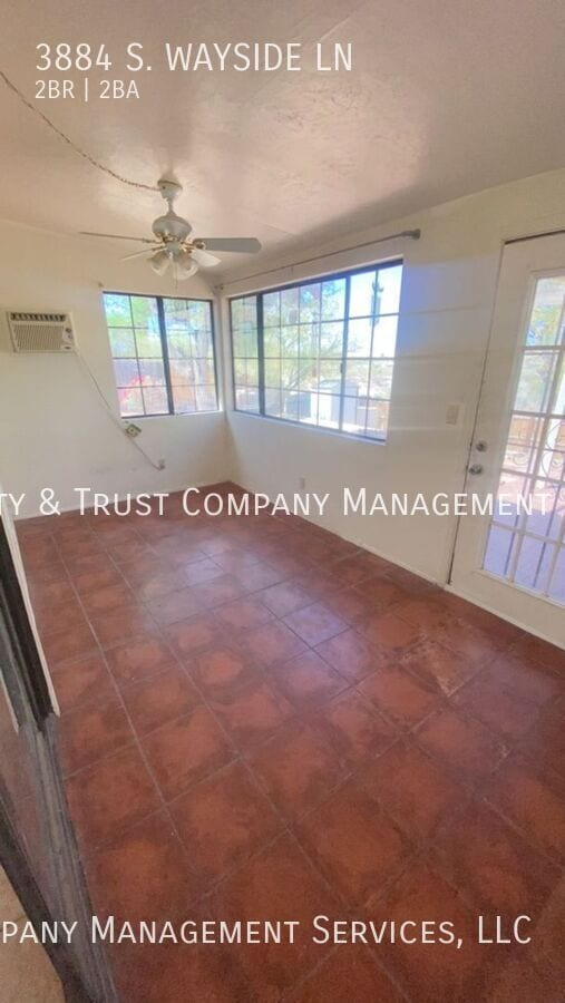 Building Photo - 3884 S Wayside Ln
