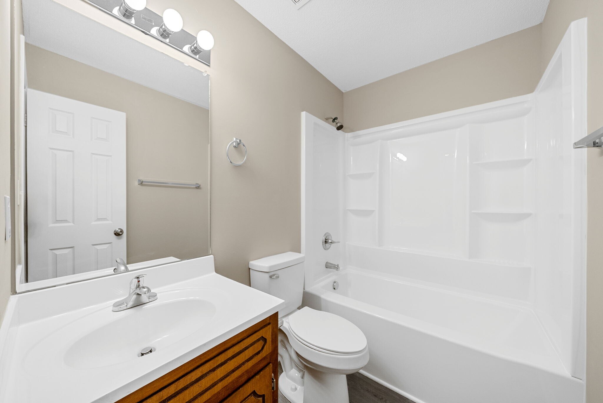 Building Photo - 261 Winters Ct