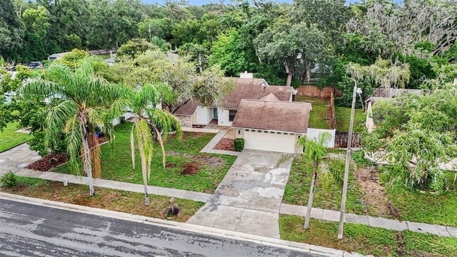 Building Photo - 17703 Cranbrook Dr