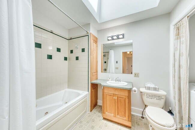 Building Photo - 65 Tyler Lake Heights Rd