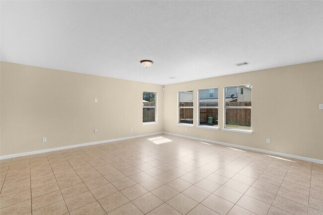 Building Photo - 18743 Westgate Park Dr