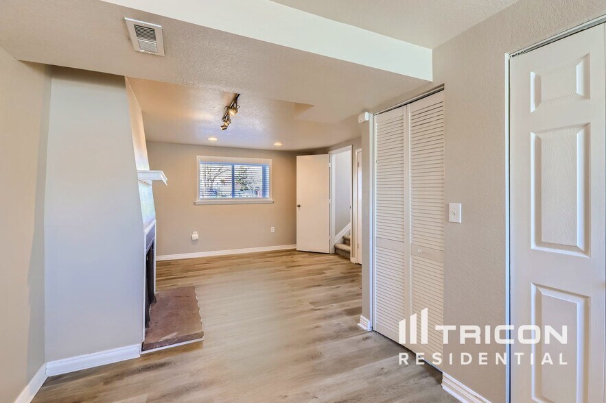 Building Photo - 13012 Lowell Ct