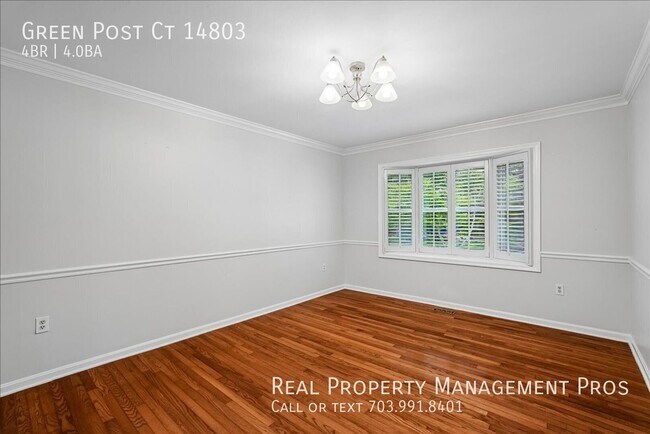 Building Photo - Green Post Ct 14803-
