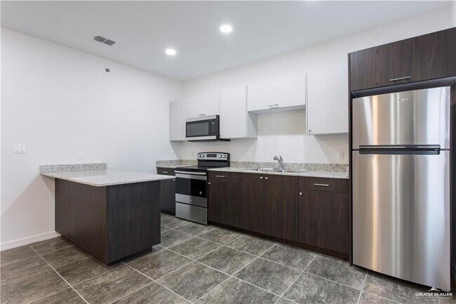 Building Photo - 300 Sylvia Handy St