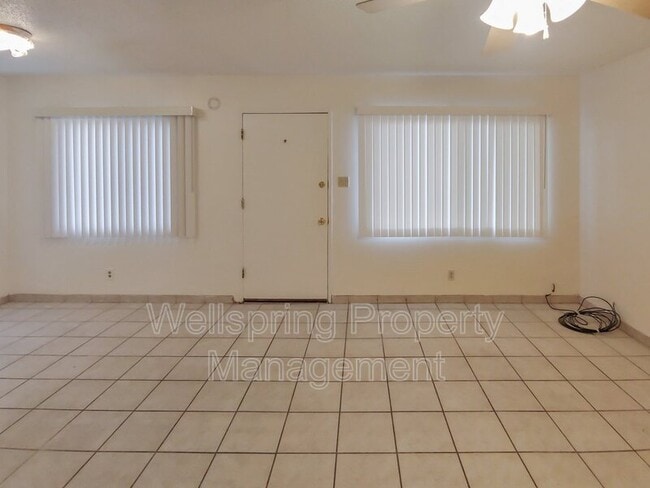 Building Photo - 213 Panamint Ave
