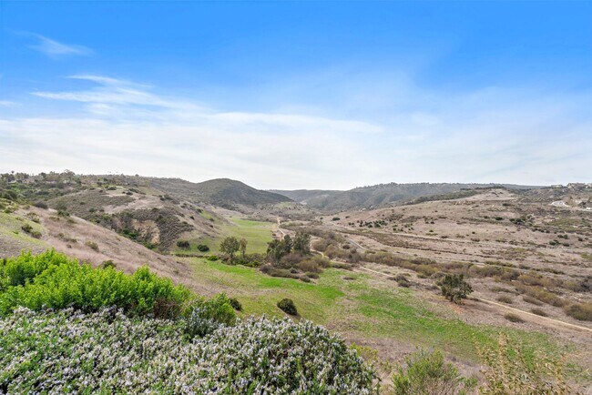 Building Photo - Spectacular Hilltop Estate with Panoramic ...