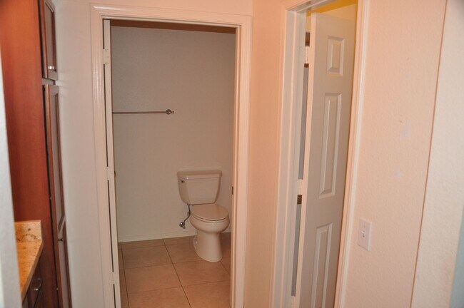 Building Photo - Experience the Best of Scottsdale living!