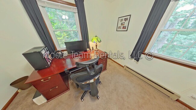 Building Photo - 3/2.5 House Near Brevard - Furnished or Unfurnished