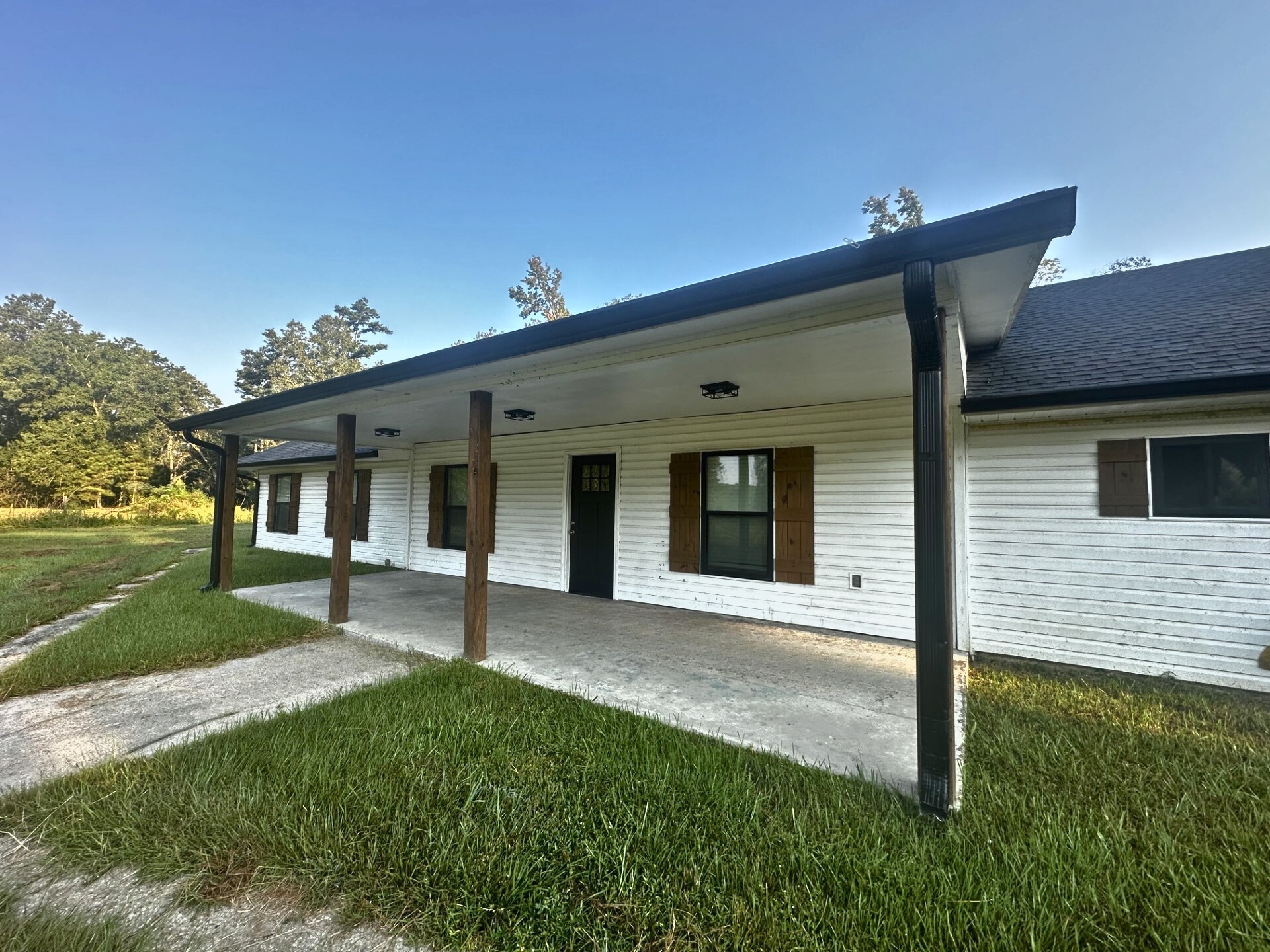 Building Photo - 11161 Soape Rd