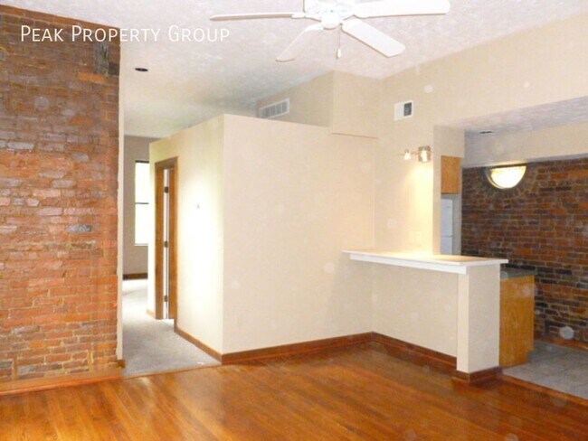 Building Photo - 3207 Vine St