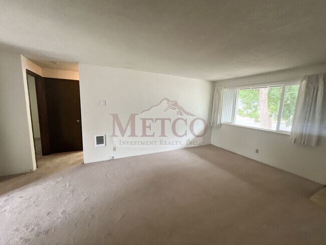 Building Photo - 19703