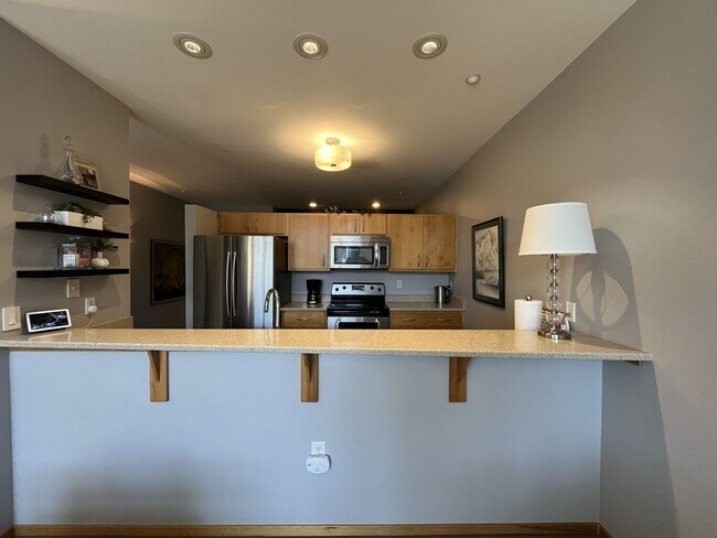 Building Photo - Top-Floor Pearl District Condo with Floor-to-Ceiling Windows, Courtyard Views & In-Unit Washer/Dryer
