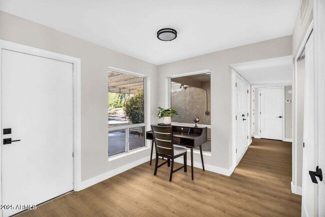 Building Photo - 25810 S Boxwood Dr