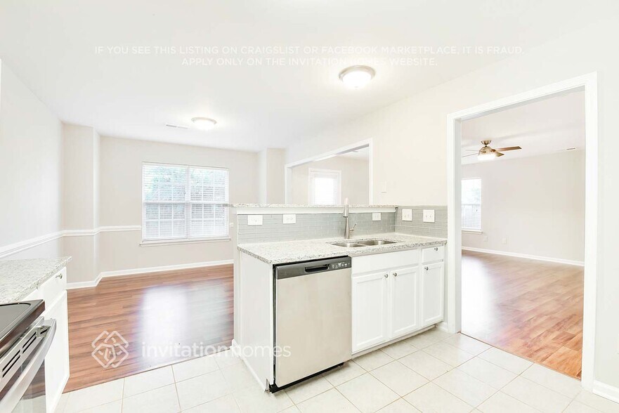 Building Photo - 2445 Reid Oaks Dr