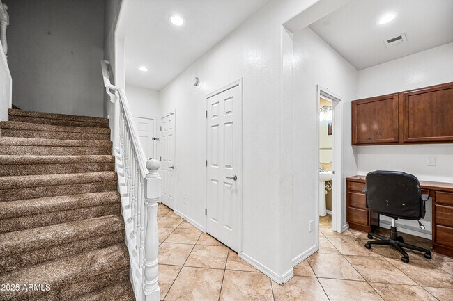 Building Photo - 2236 W Davis Rd