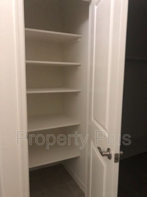 Building Photo - 2213 W Carol Ann Way