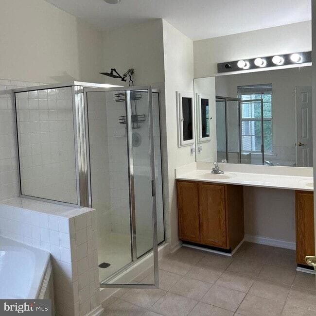 Building Photo - 25 Crusader Ct