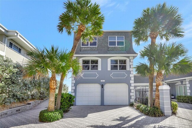 Building Photo - 1194 Hillsboro Mile Unit 1