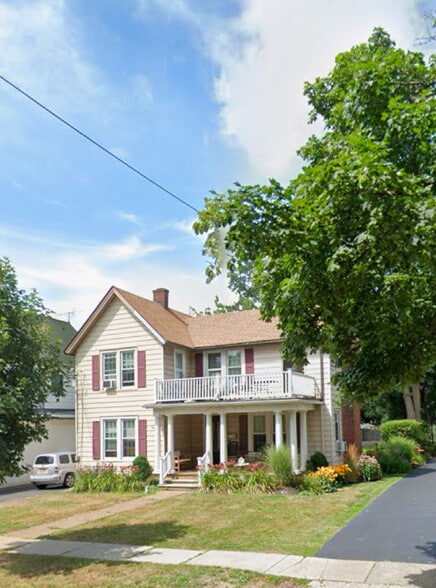 Primary Photo - 245 Union St