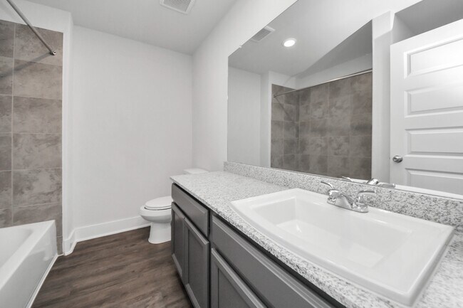 Building Photo - 4423 Santorini Ln