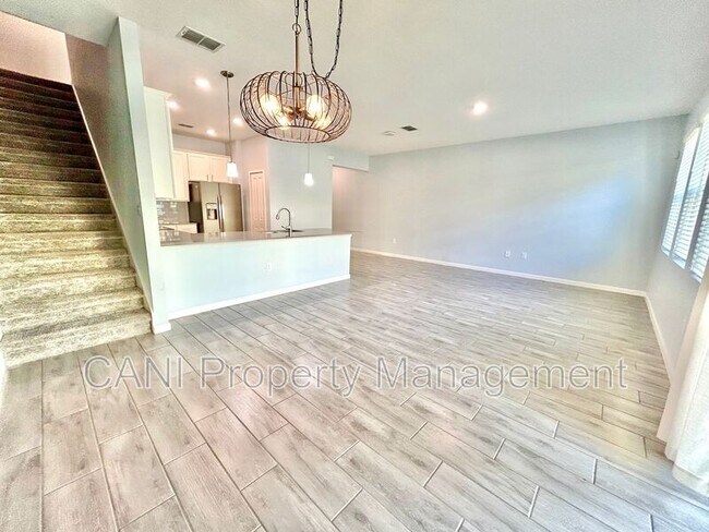Building Photo - 9317 Tecumseh Dr