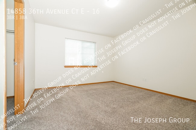 Building Photo - 14858 36th Ave Ct E