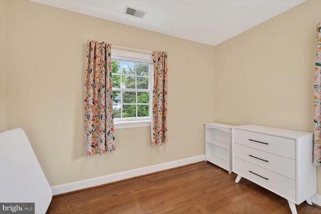 Building Photo - 5105 34th St NW