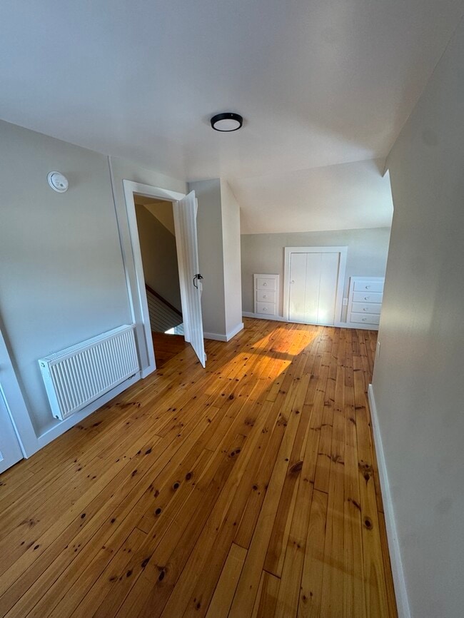 Building Photo - 290 Squantum Rd