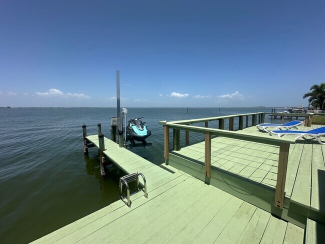 Primary Photo - 498 Brightwaters Dr