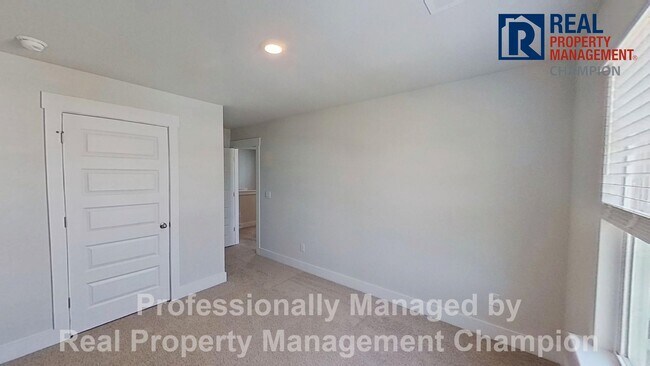 Building Photo - New Construction 4 BD/2.5 BA Home in Leland