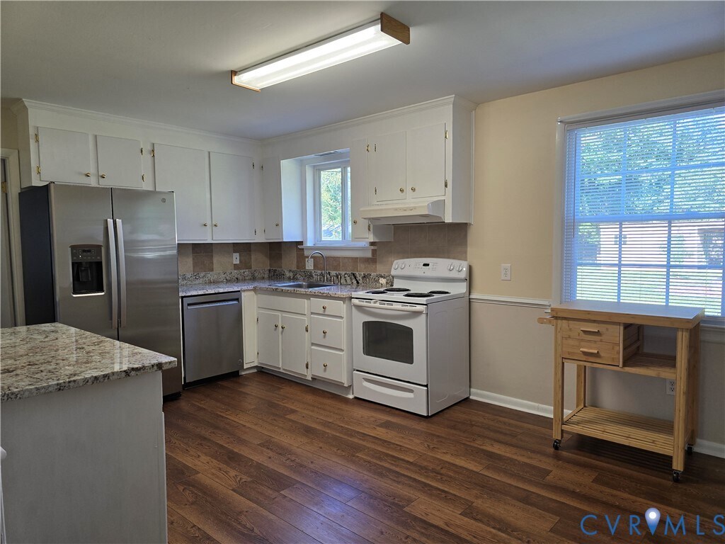 Building Photo - 7998 Wynbrook Ln