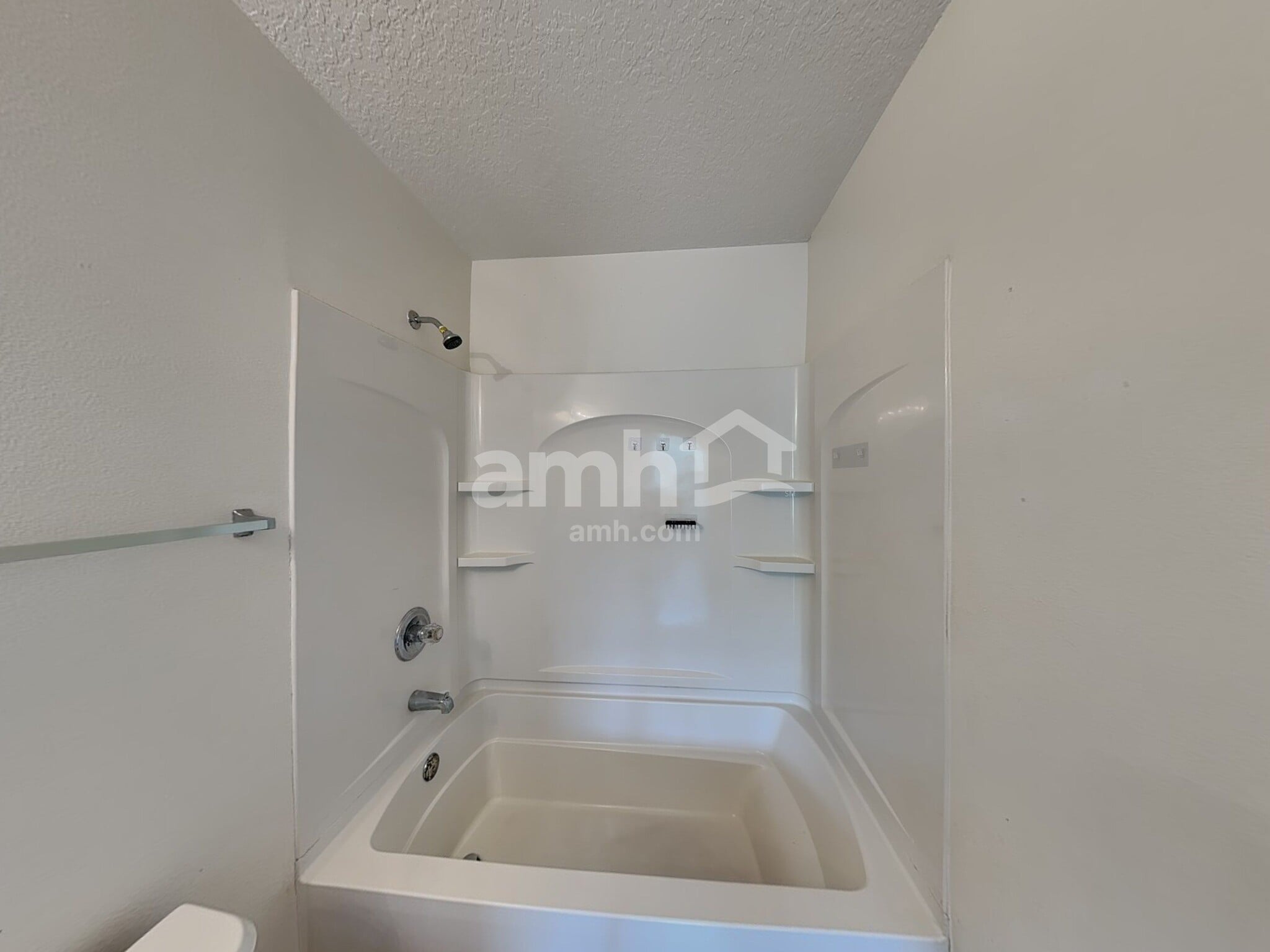 Building Photo - 5500 Paradise Cay Cir