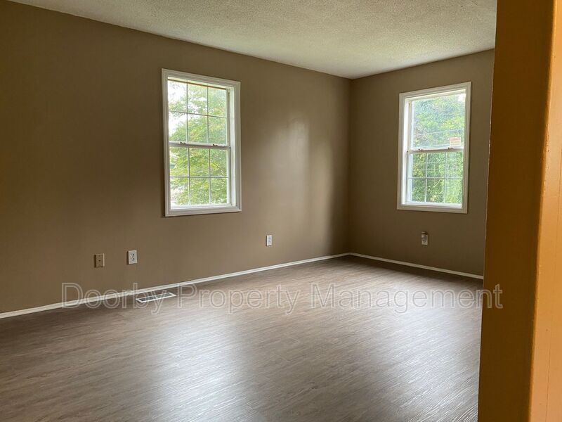 Building Photo - 3916 Blanchard St