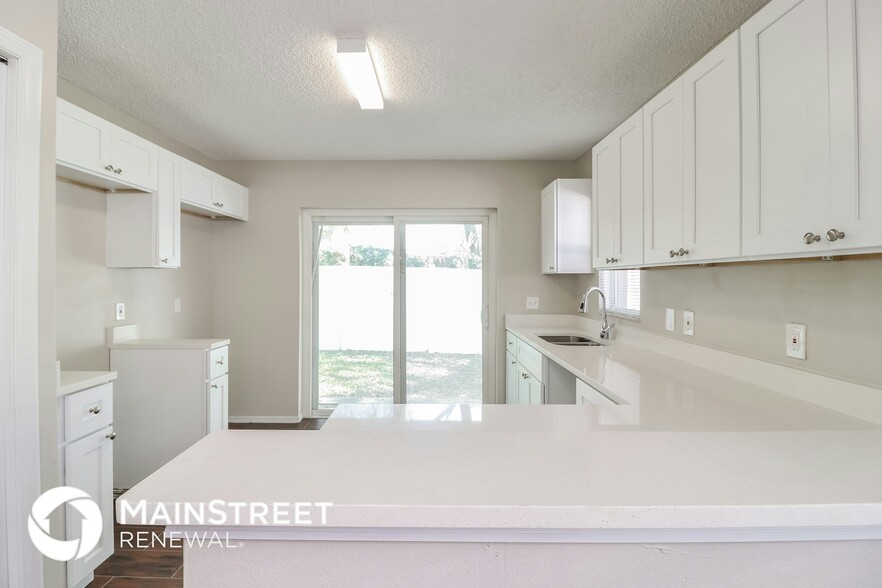 Building Photo - 9901 Morris Glen Way