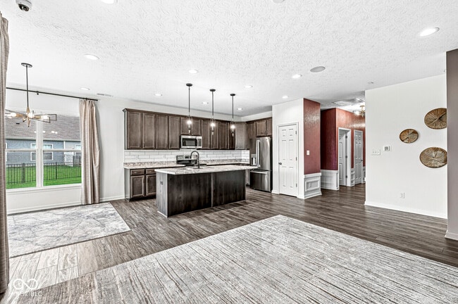 Building Photo - 9442 Orchard Cove Dr