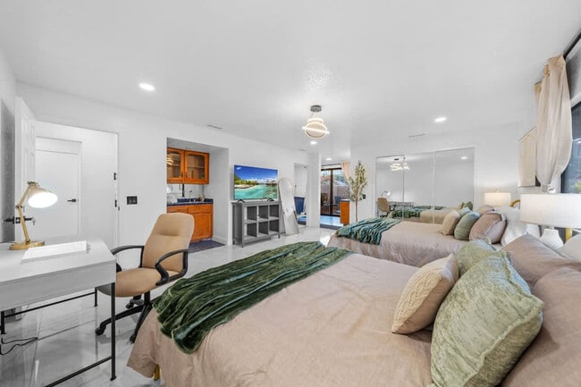 Building Photo - 14552 Skyline Truck Trail