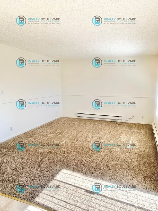 Building Photo - 3909 Clear Acre Ln