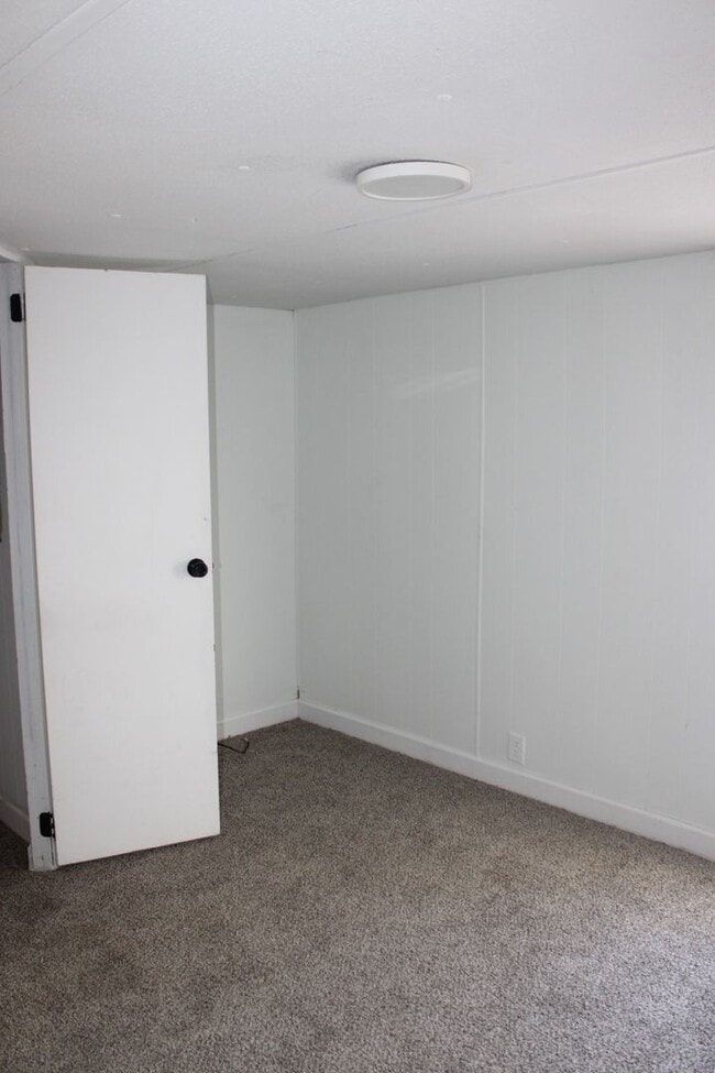 Building Photo - Peaceful Living in Havelock