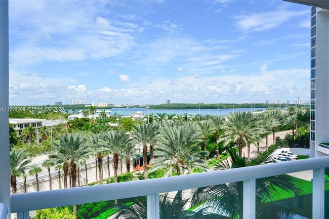 Building Photo - 10275 Collins Ave