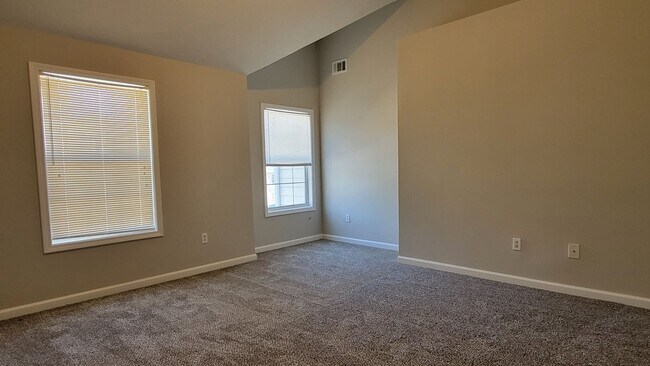 Building Photo - Coming Soon - Modern Comfort Ideal Locatio...